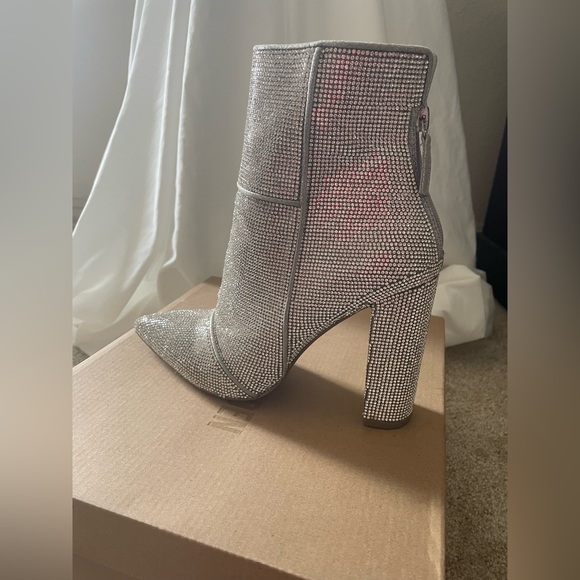 Women’s Steve Madden Tristan Rhinestone Booties - Size  7.5 - Picture 7 of 8